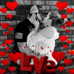 Meet your Posher, Chrissy